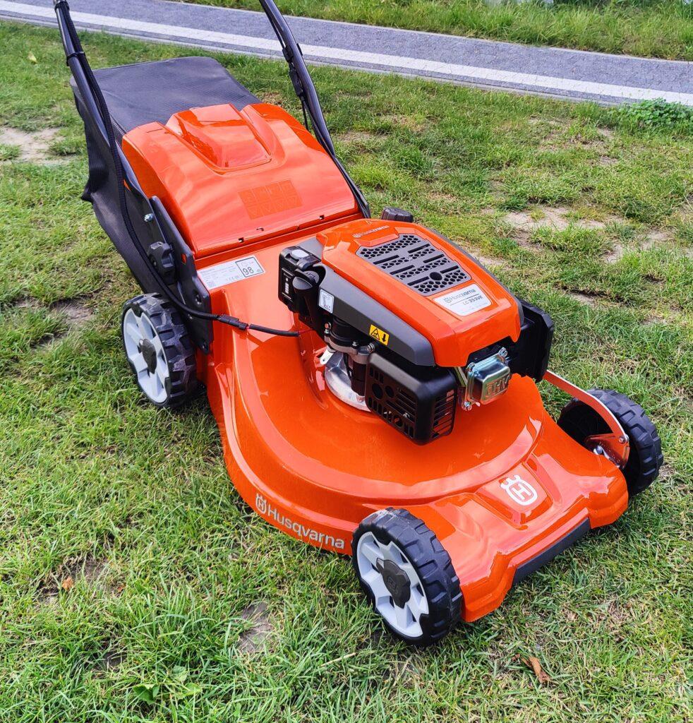 kosiarka do trawy spalinowa wypożyczalnia