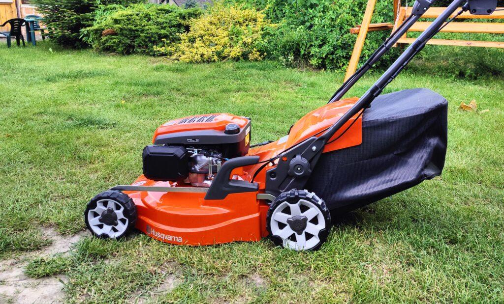 kosiarka spalinowa wynajem Kraków