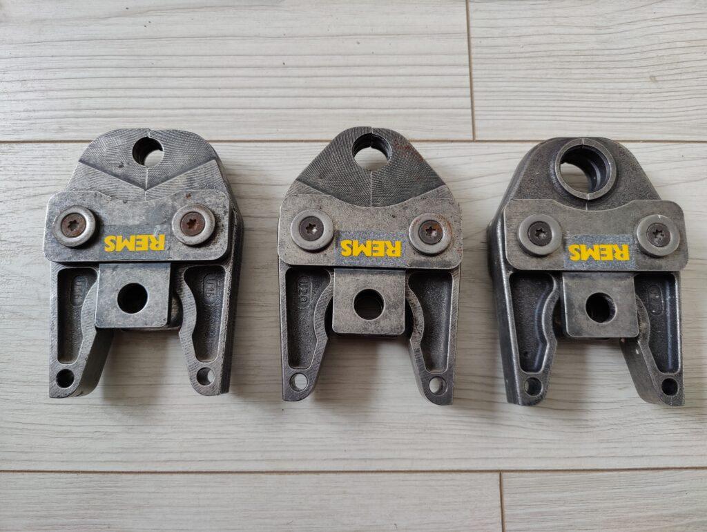 szczęki zaciskowe typu U